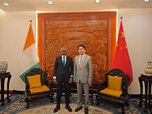 L'Ambassadeur reçoit le Vice-Ministre chinois du Commerce